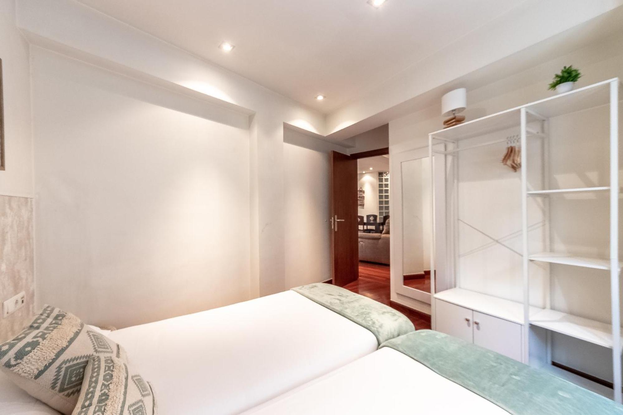 Amplio Y Acogedor Junto A Plaza Zabalburu Lejlighed Bilbao Eksteriør billede