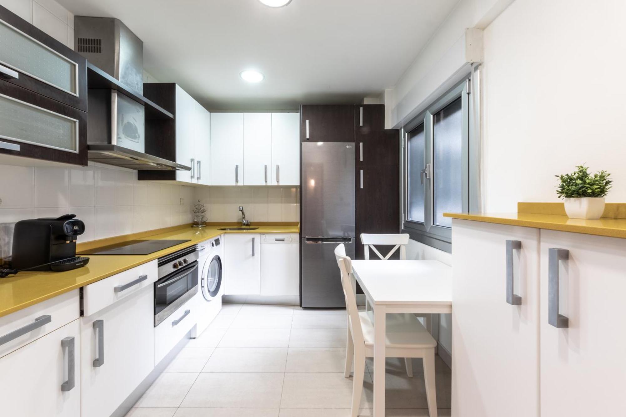 Amplio Y Acogedor Junto A Plaza Zabalburu Lejlighed Bilbao Eksteriør billede